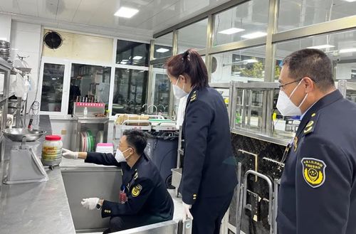 克旗市场监管局严查集中隔离点供餐单位，筑牢疫情防控与食品安全双重防线